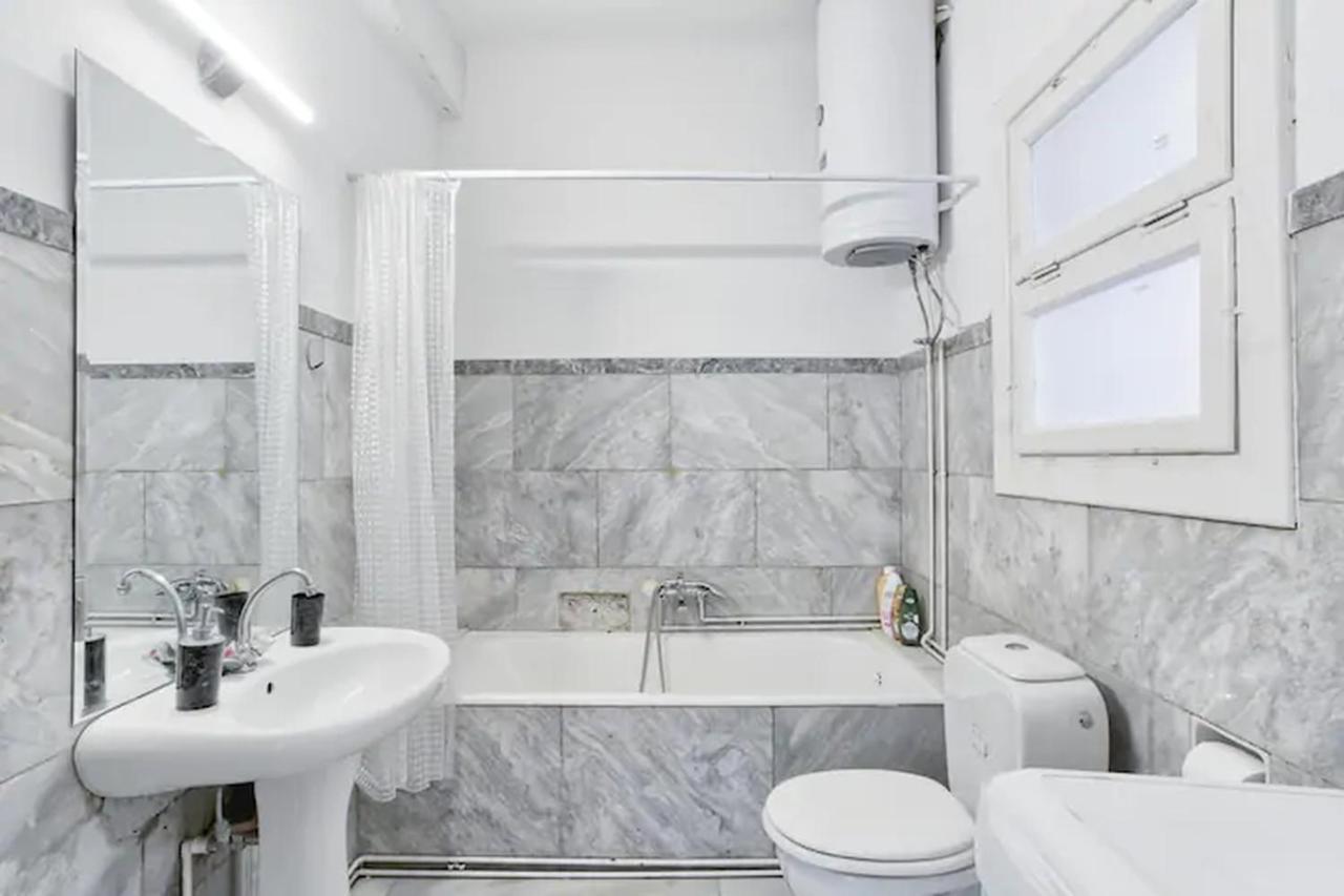 Apartmán 4Bdr Amazing Spacious Full Apt In Plaka Atény Exteriér fotografie
